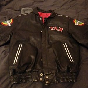 This is a vintaged looney tunes reversible jacket